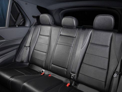 New 2026 Mercedes-Benz GLE 450 4MATIC image 26