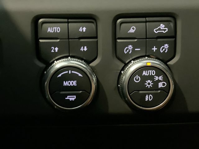 Certified 2025 GMC Sierra 1500 Denali AWD/4WD image 26