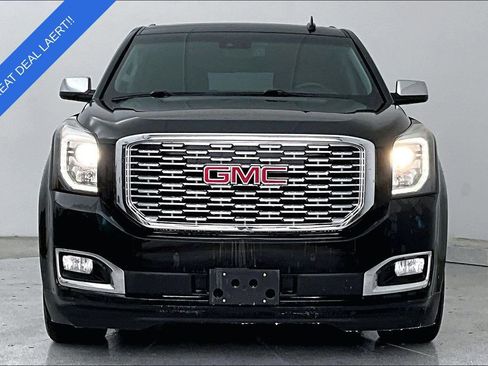 Used 2018 GMC Yukon XL Denali image 6