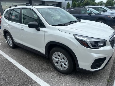 Used 2021 Subaru Forester AWD/4WD image 5