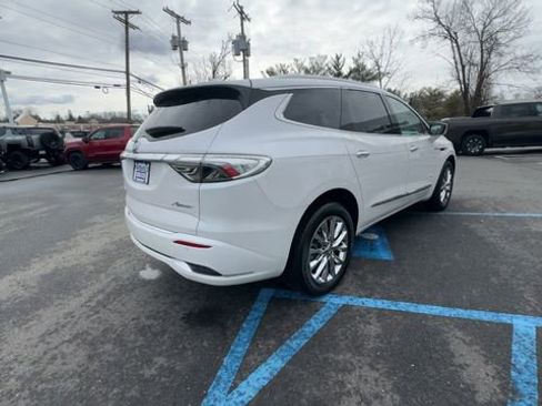 Certified 2024 Buick Enclave Avenir w/ Avenir Technology Package image 8