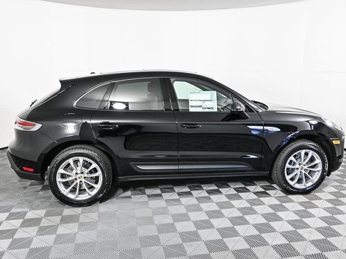 Used 2026 Porsche Macan AWD/4WD image 29