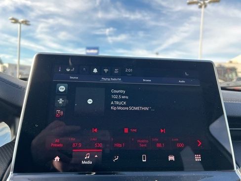 New 2026 Jeep Compass Latitude AWD/4WD image 23