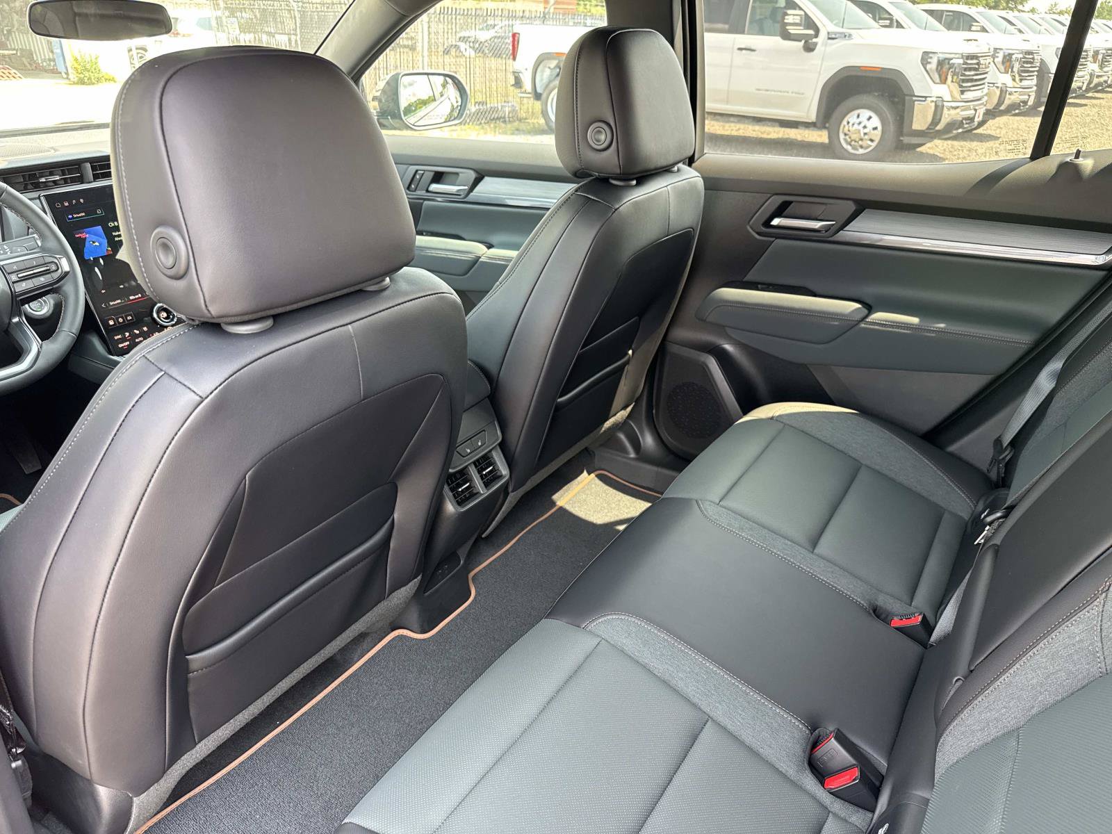 New 2026 GMC Terrain AT4 w/ Convenience Package III AWD/4WD image 14