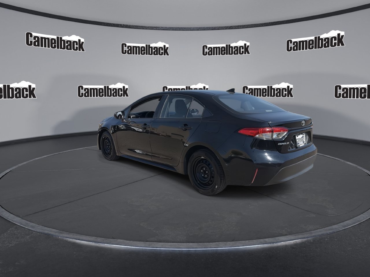 Used 2023 Toyota Corolla LE FWD image 5