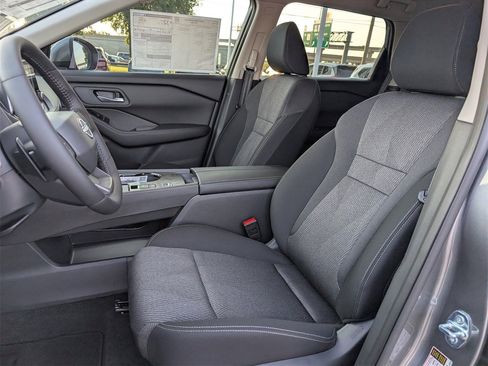 New 2026 Nissan Rogue SV image 18