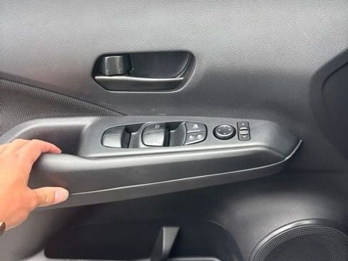 Used 2024 Nissan Kicks S FWD image 17