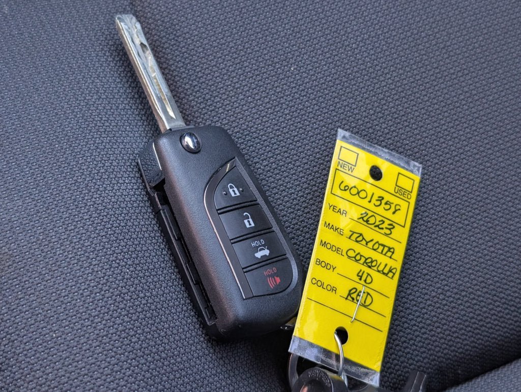 Certified 2023 Toyota Corolla LE FWD image 33
