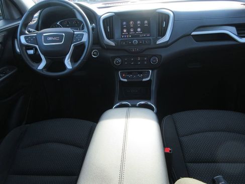 Certified 2023 GMC Terrain SLE image 15