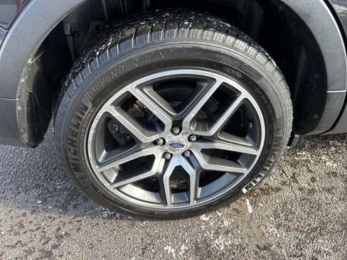 Used 2019 Ford Explorer Sport image 54