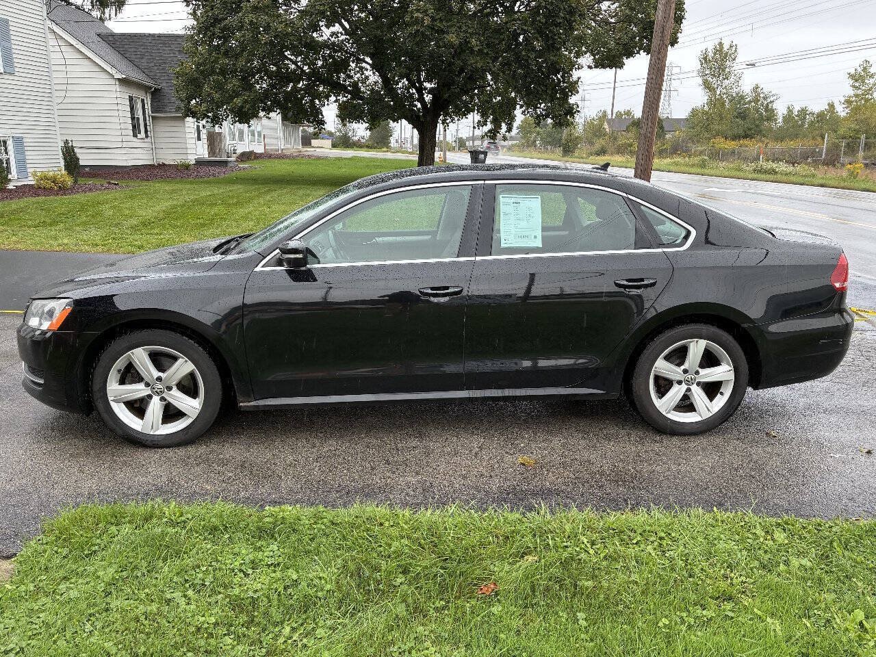 Used 2013 Volkswagen Passat 2.5 SE FWD image 2