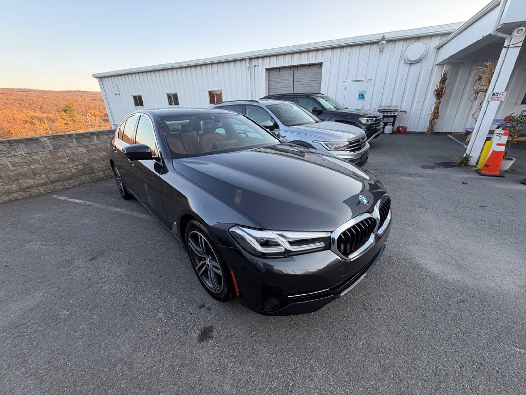 Used 2023 BMW 530i xDrive w/ Premium Package AWD/4WD image 7