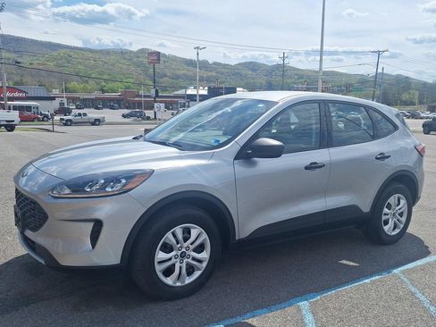 Used 2022 Ford Escape S AWD/4WD image 6