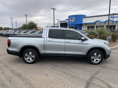 Certified 2025 Honda Ridgeline RTL image 4
