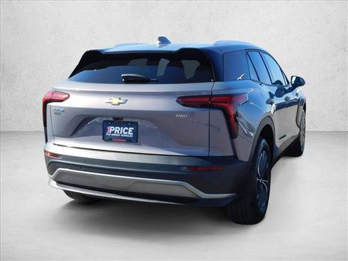Used 2025 Chevrolet Blazer EV LT AWD/4WD image 9