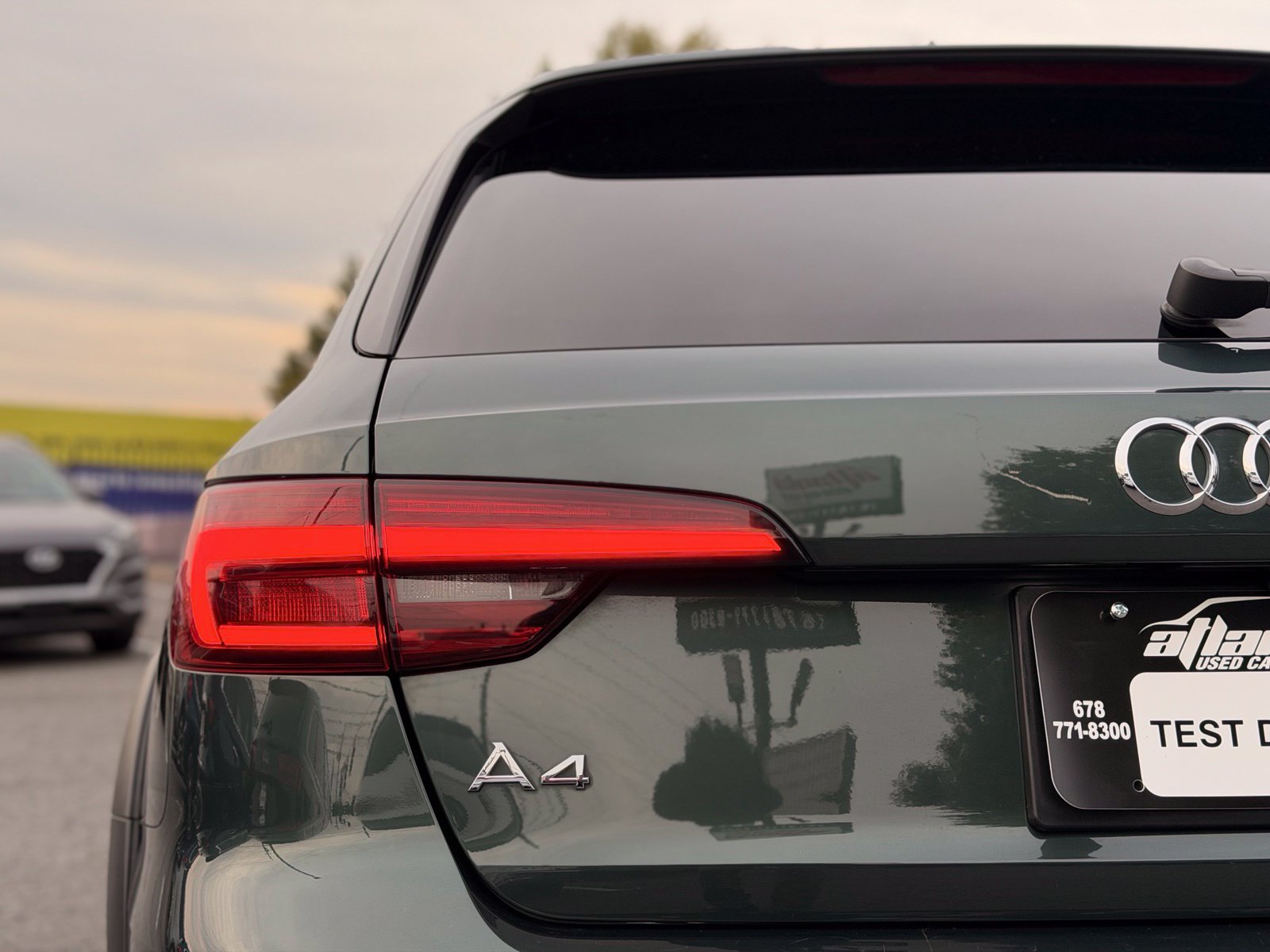 Used 2018 Audi A4 2.0T allroad Premium Plus AWD/4WD image 9