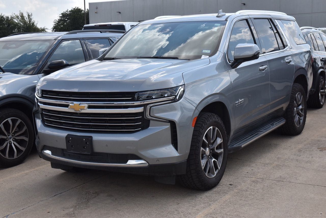 Used 2023 Chevrolet Tahoe LT w/ LT Signature Package RWD image 2