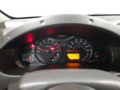 Used 2017 Nissan Frontier SV image 19