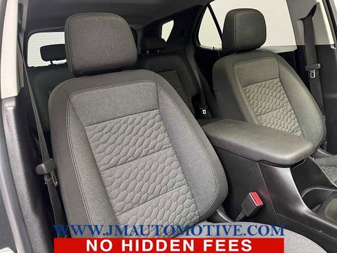 Used 2018 Chevrolet Equinox LT w/ Sun & Infotainment Package image 21