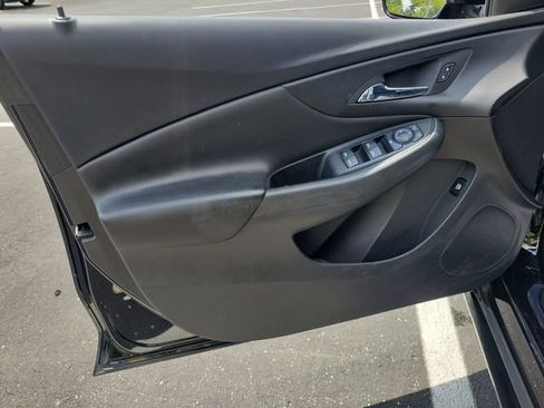 Used 2017 Chevrolet Volt LT w/ Comfort Package FWD image 35