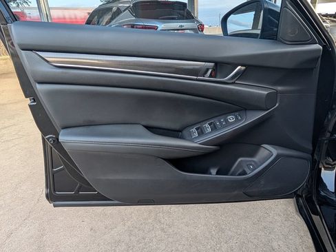 Used 2022 Honda Accord Sport Special Edition image 13