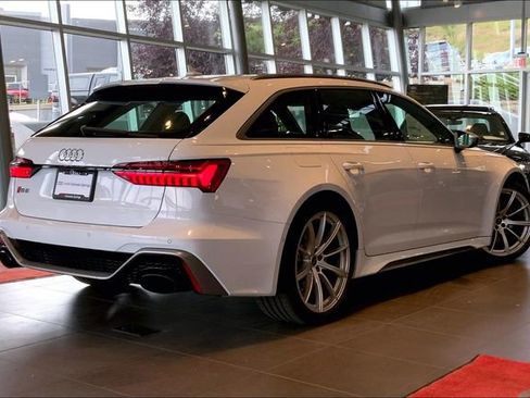 Certified 2025 Audi RS 6 performance w/ Executive Package image 13