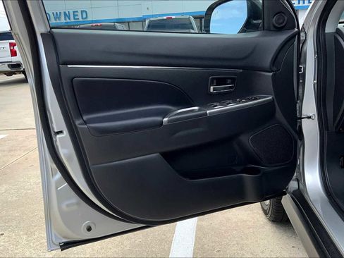 Used 2024 Mitsubishi Outlander Sport SE image 20