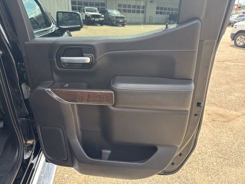 Used 2019 GMC Sierra 1500 Denali w/ Driver Alert Package II AWD/4WD image 16