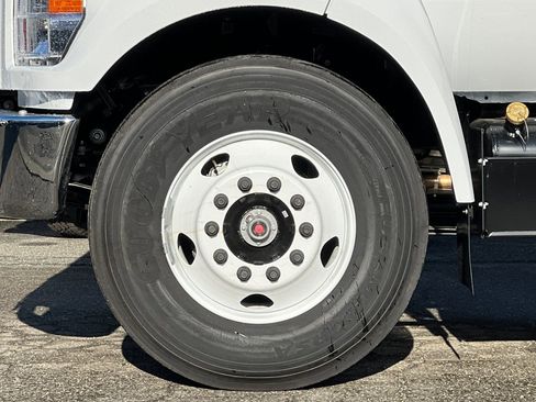 New 2026 Ford F650 2WD Regular Cab Super Duty image 16