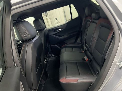 Used 2025 Chevrolet Equinox RS image 23