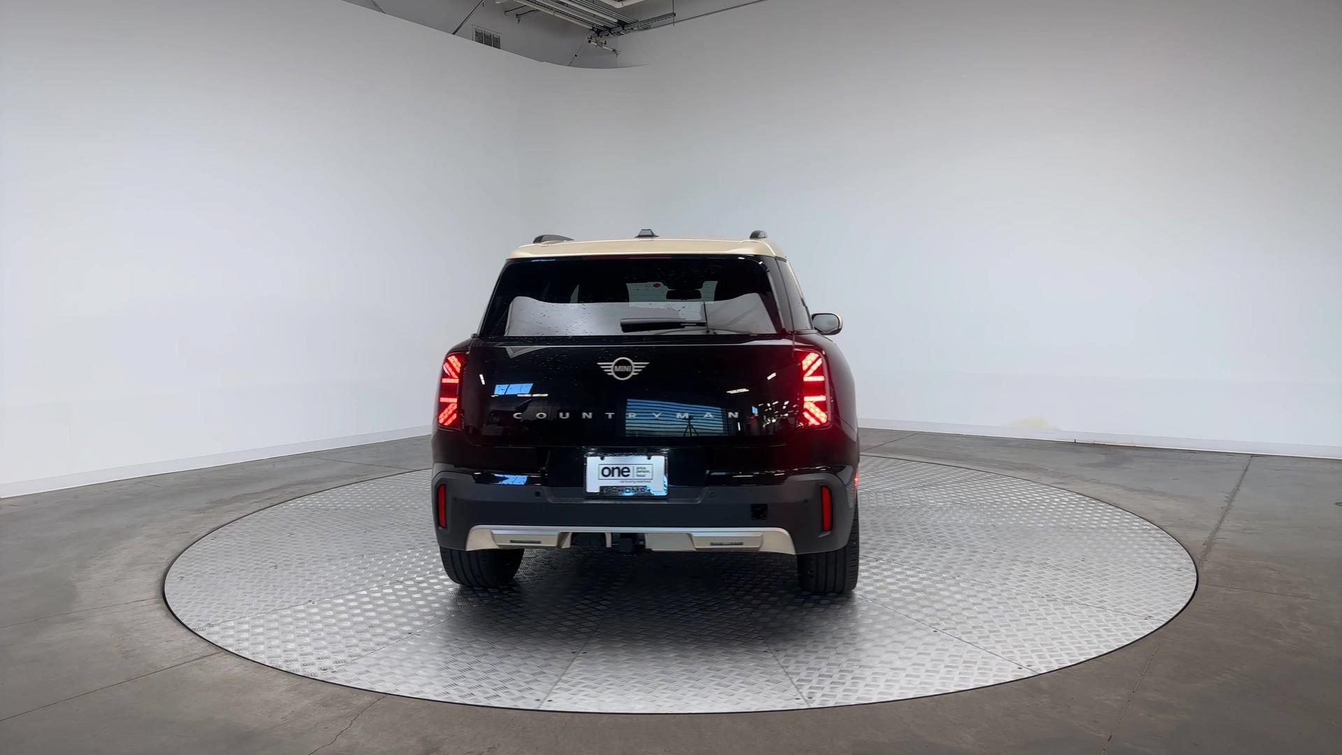Certified 2026 MINI Cooper Countryman S w/ Comfort Package Max AWD/4WD image 2