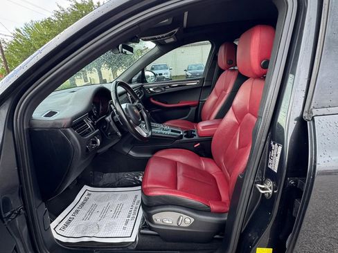Used 2019 Porsche Macan AWD/4WD image 11