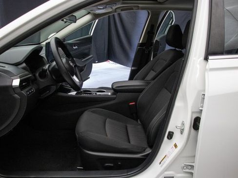 Used 2025 Nissan Altima 2.5 SV w/ SV Special Edition Package image 27