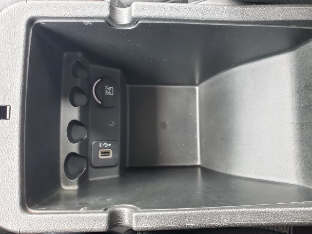 Used 2019 Jeep Cherokee Trailhawk AWD/4WD image 34