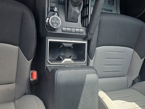 Used 2024 Toyota Tacoma TRD Off-Road image 19