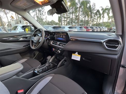 New 2026 Chevrolet TrailBlazer LT w/ Driver Confidence Package image 27
