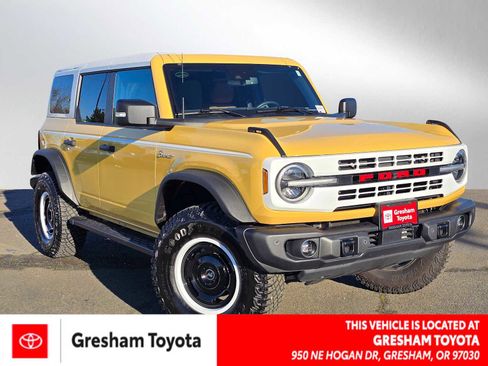 Used 2023 Ford Bronco Heritage Edition image 1