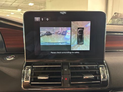 Used 2021 Lincoln Navigator Reserve w/ Luxury Package AWD/4WD image 30