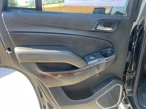 Used 2018 Chevrolet Tahoe LS AWD/4WD image 16