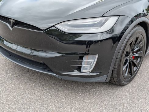 Used 2020 Tesla Model X Long Range AWD/4WD image 9