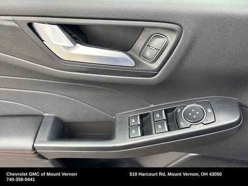 Used 2025 Ford Escape ST-Line image 13