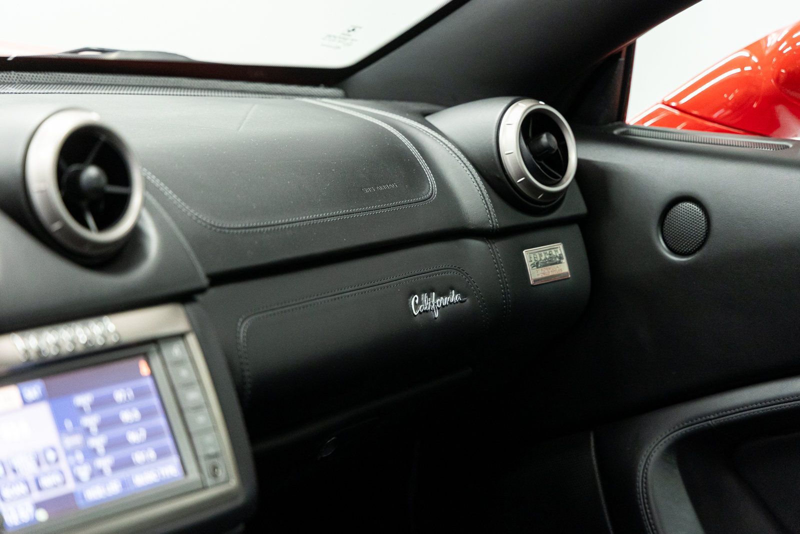 Used 2011 Ferrari California RWD image 36