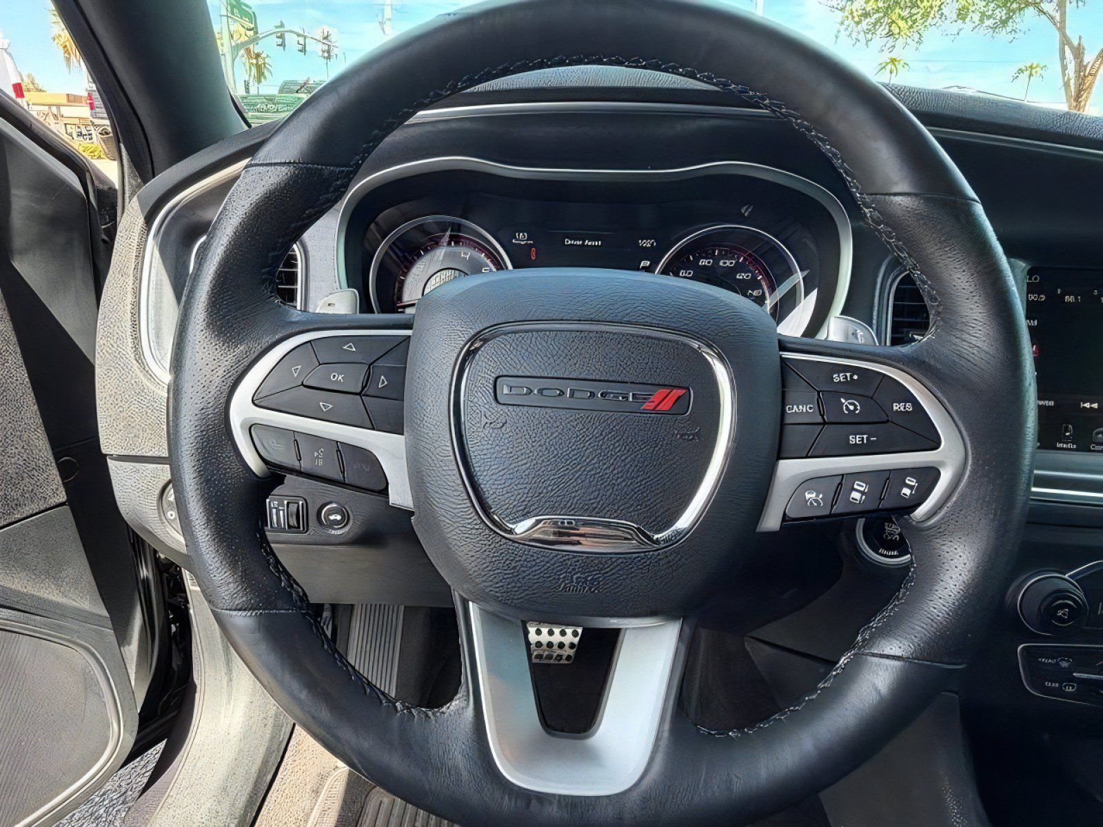 Used 2016 Dodge Charger R/T Scat Pack w/ Technology Group RWD image 20