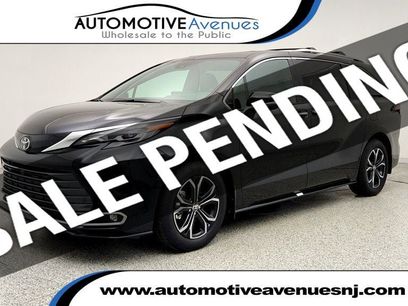 Used 2026 Toyota Sienna Platinum