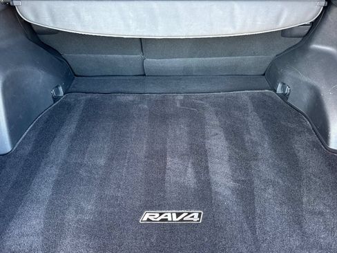Certified 2022 Toyota RAV4 XLE AWD/4WD image 19