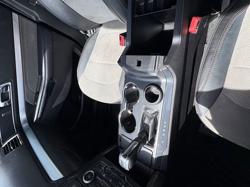 Used 2017 Ford Explorer XLT w/ Equipment Group 202A image 22