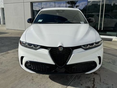 Used 2025 Alfa Romeo Tonale image 3