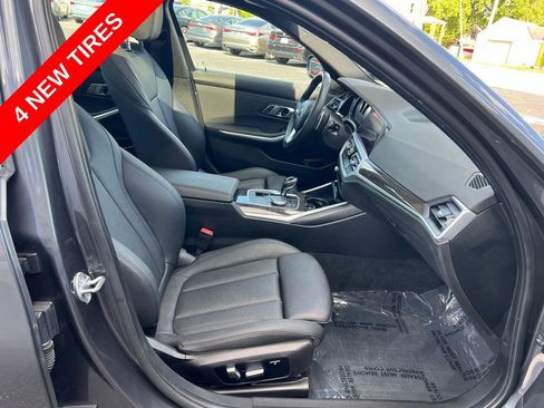 Used 2020 BMW 330i Sedan w/ Driving Assistance Package RWD image 29