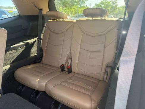 Used 2020 Cadillac XT6 Premium Luxury w/ Platinum Package image 10