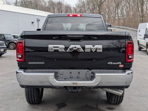 New 2025 RAM 2500 Big Horn image 4